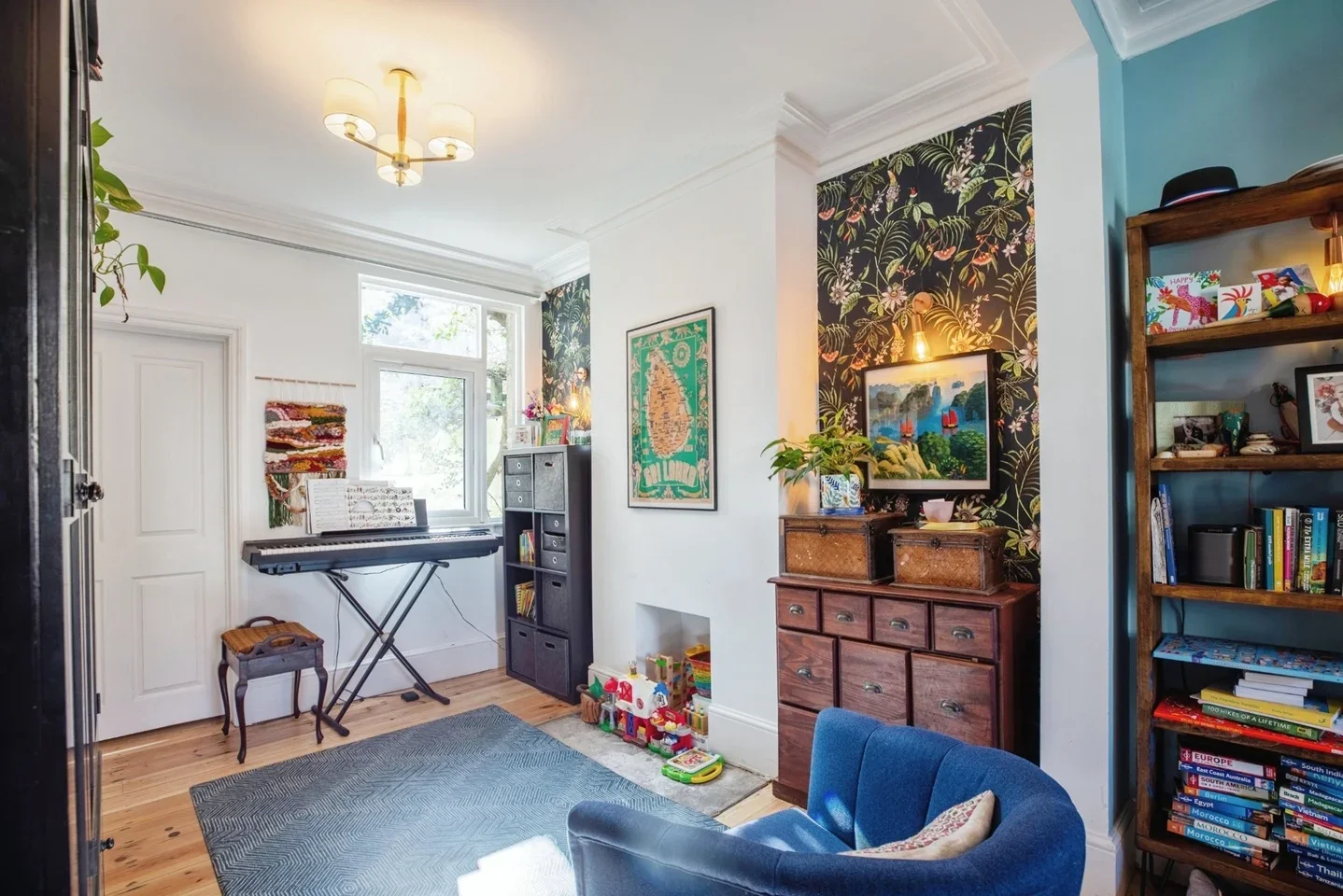 House Gipsy Road in Greater London