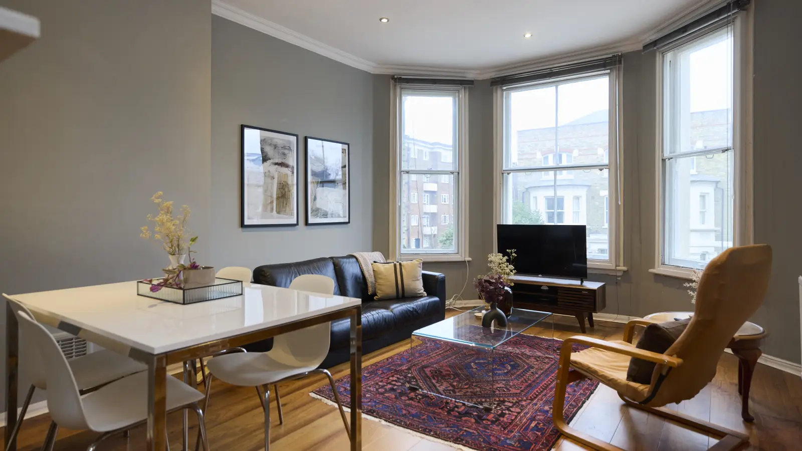 Flat West End Lane in Greater London