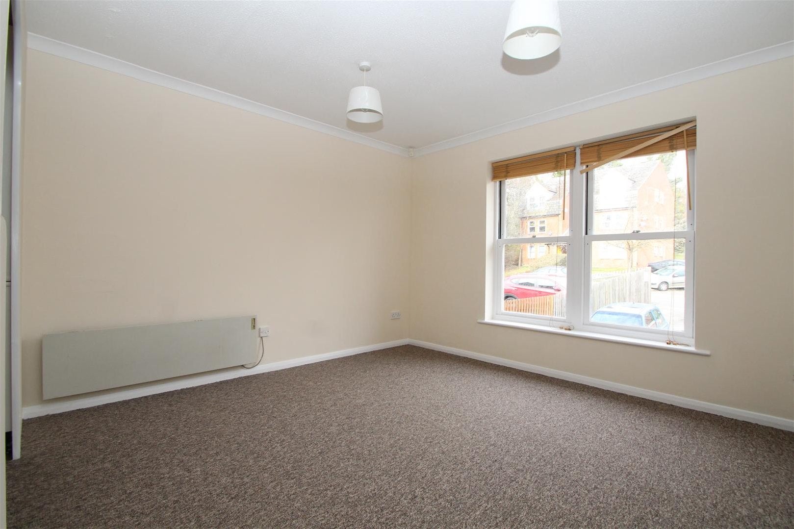 Flat Birches Rise in High Wycombe