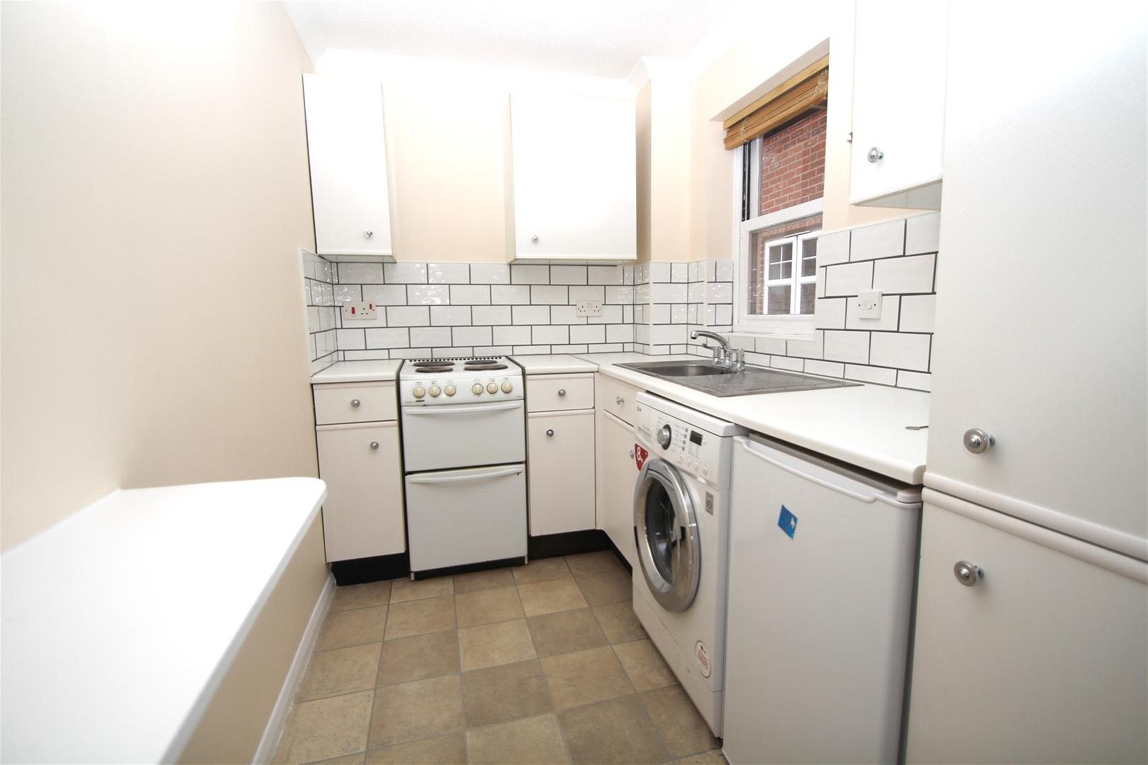 Flat Birches Rise in High Wycombe