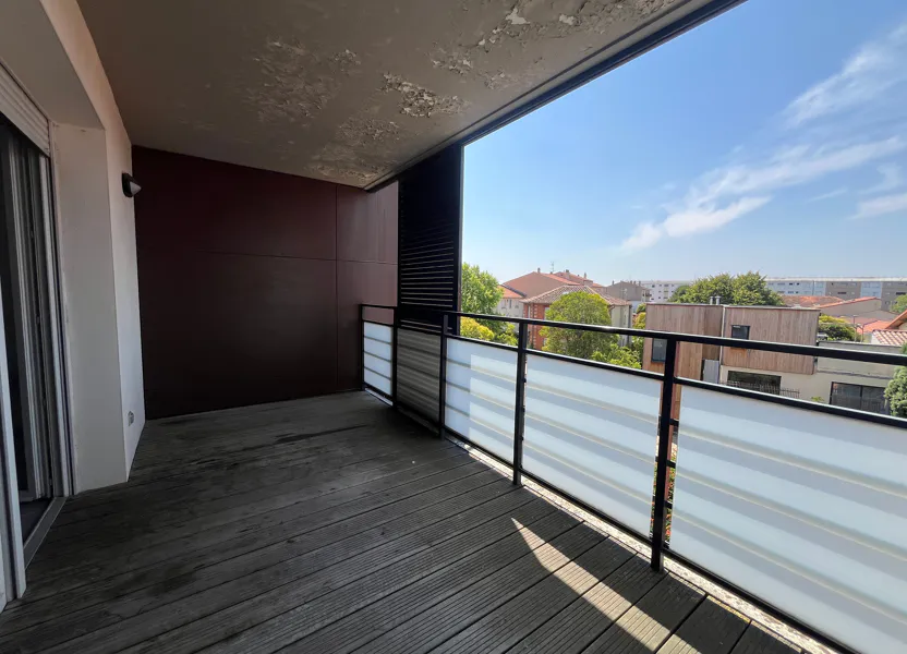 Flat Rue Pierre Cazeneuve in Toulouse