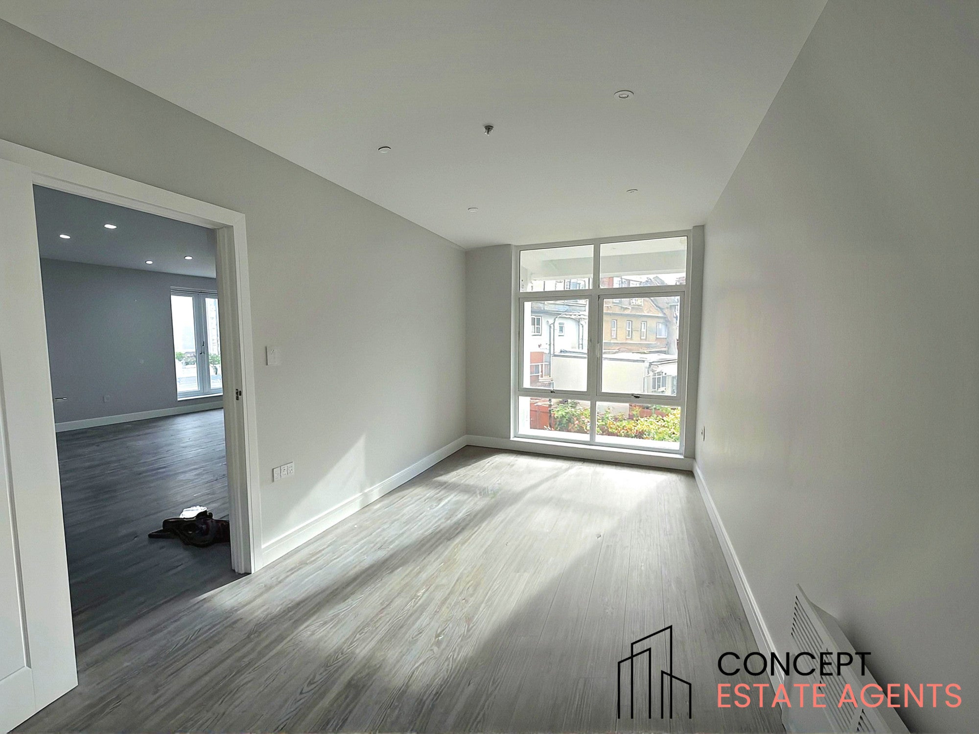 Flat Cavendish Avenue in Greater London