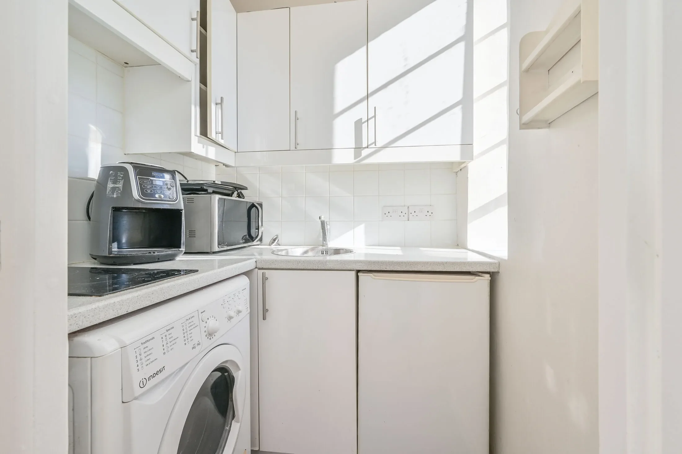 Flat Elystan Street in Greater London