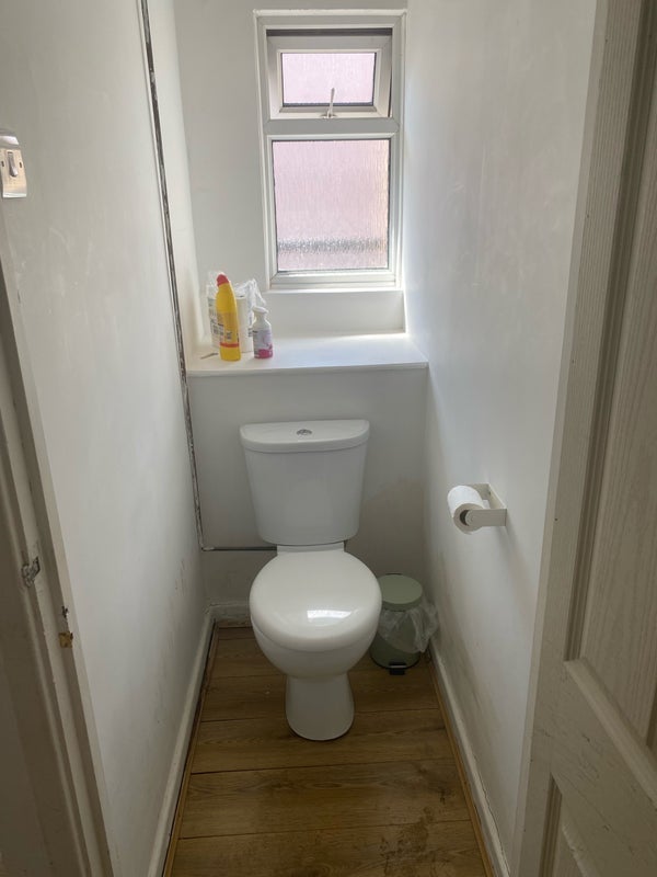 Room Fanshaw Street in Greater London