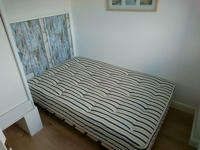 Flat Kingweston Close in Greater London