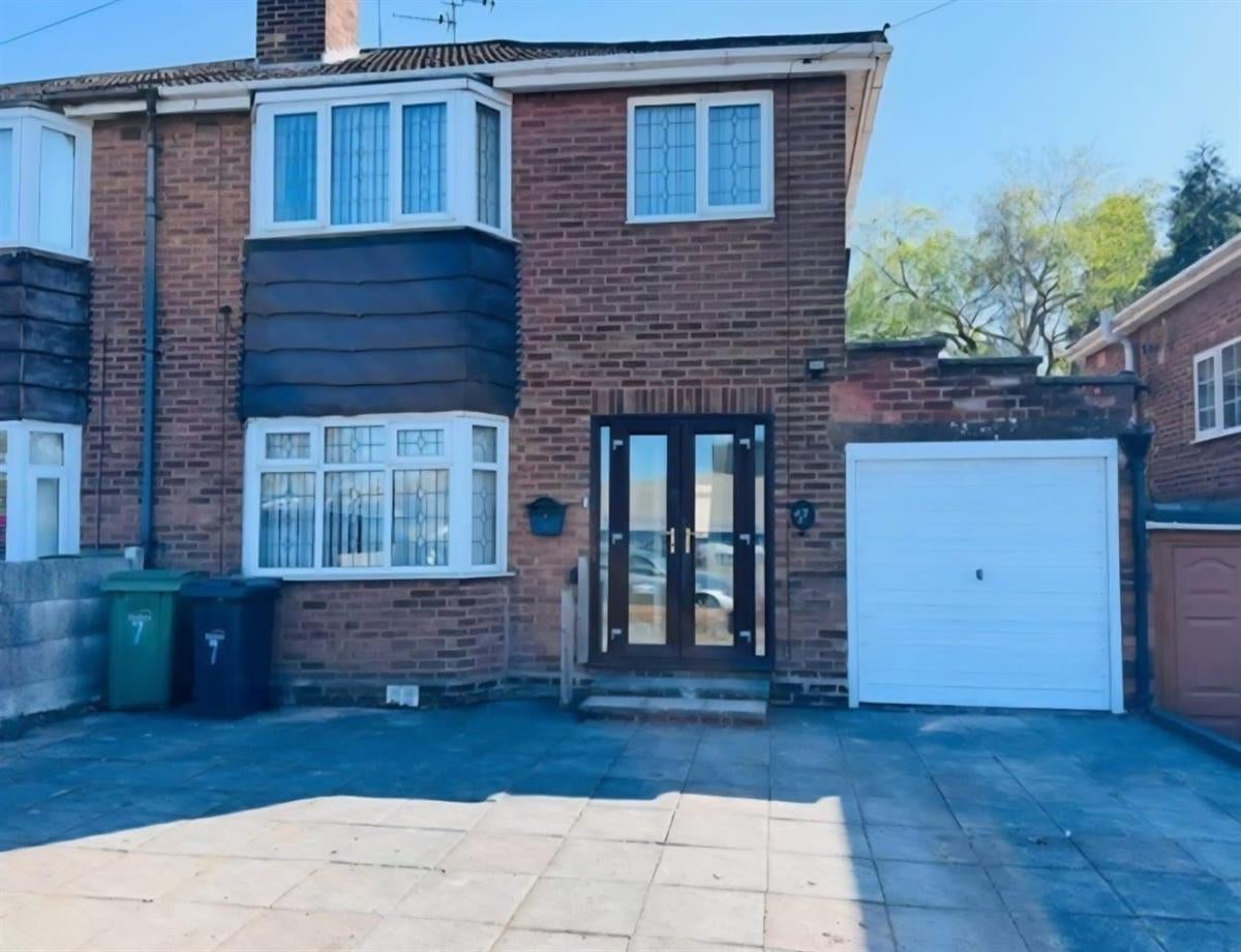 House Kingswinford Road in Brierley Hill