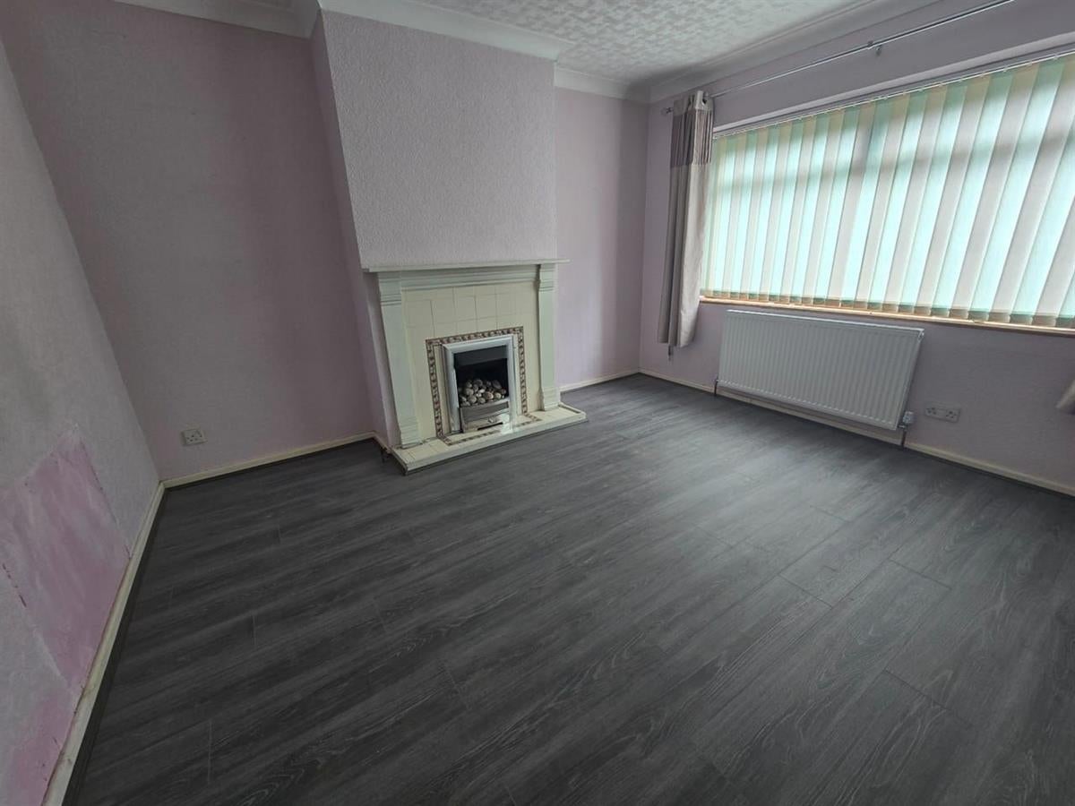 House Kingswinford Road in Brierley Hill