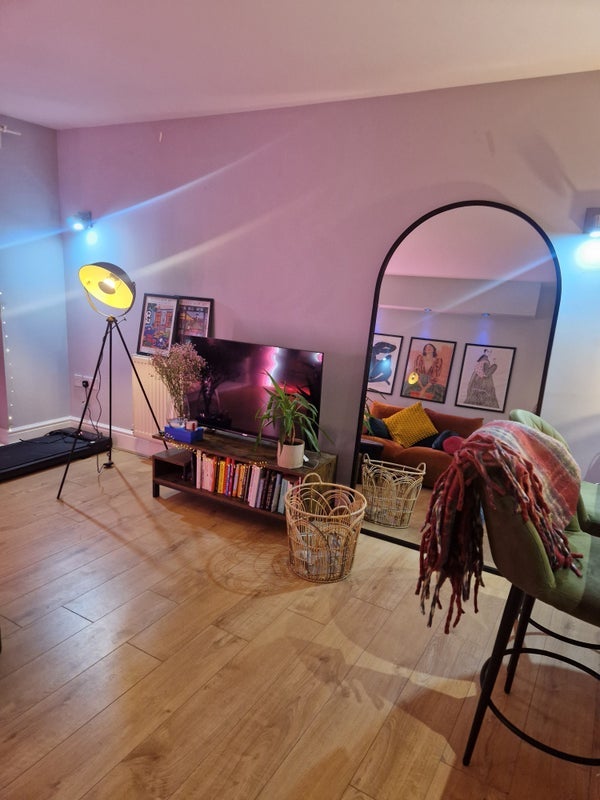 Flat Nelson Street in Greater London