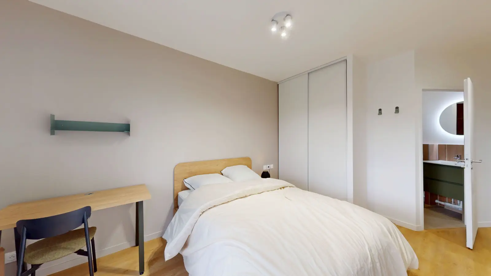 Flat Avenue Henri Ginoux in Montrouge