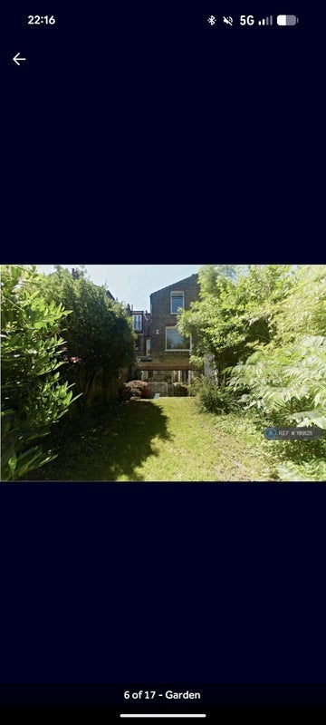 Room Croxted Road in Greater London