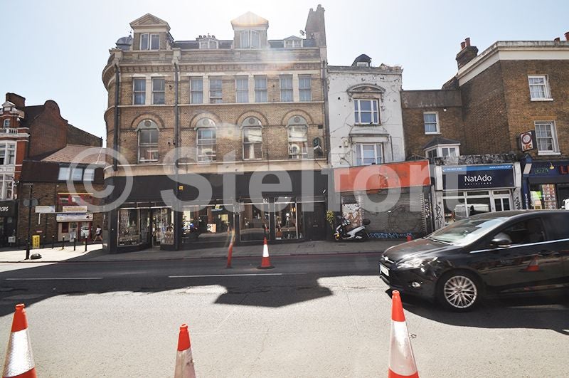Flat Tanner's Hill in Greater London