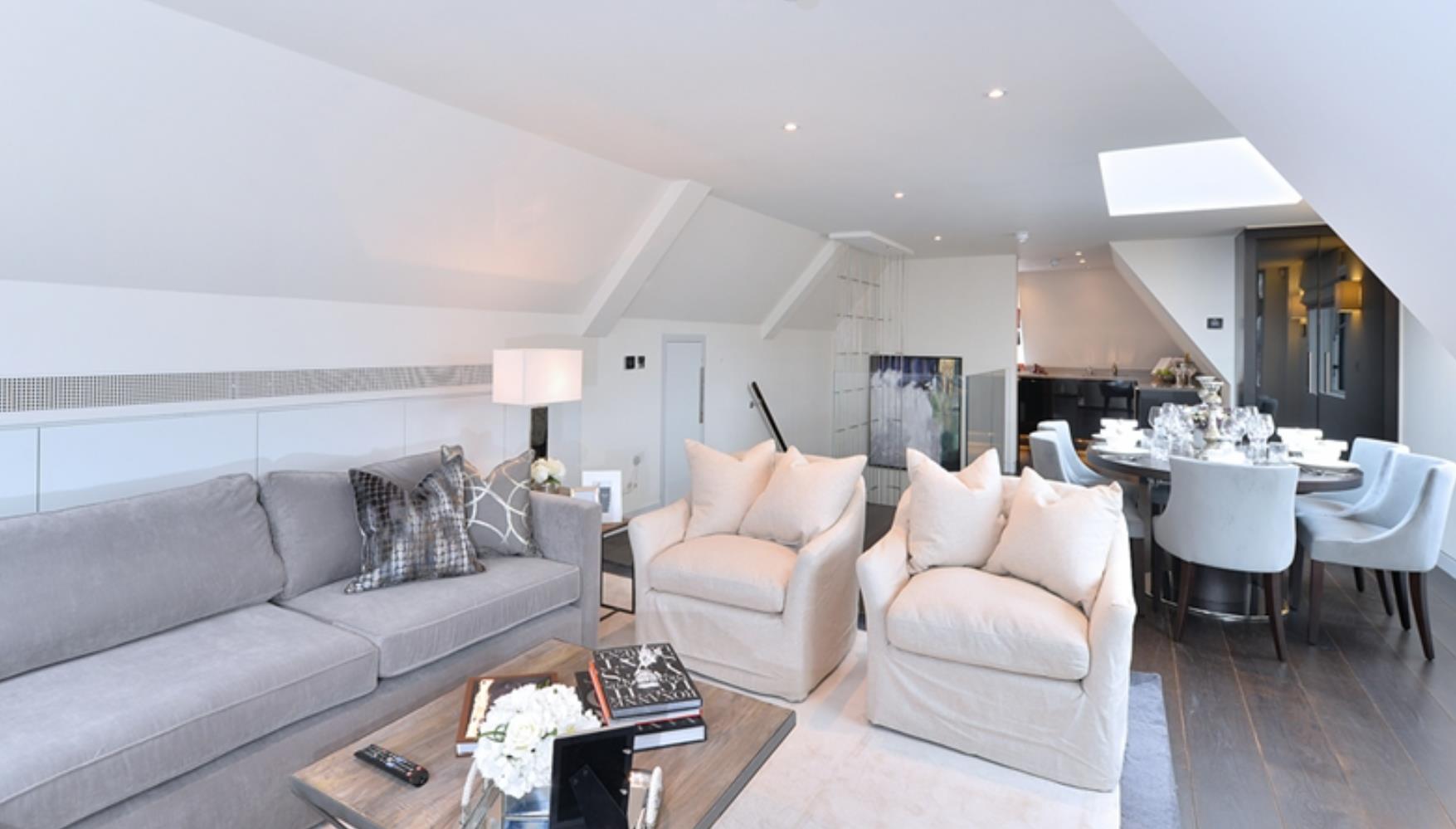 Flat Duke Street in City of Westminster