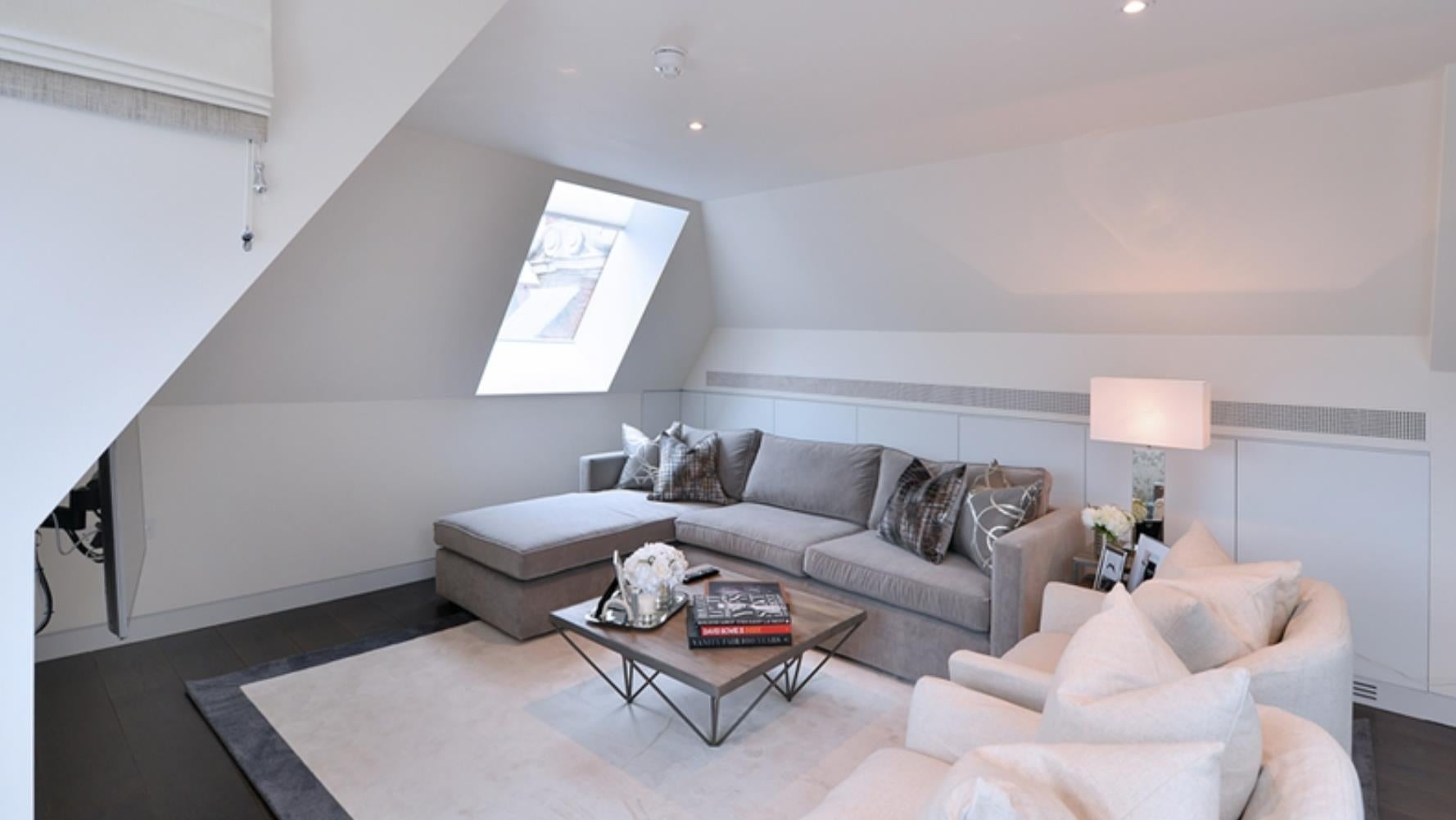 Flat Duke Street in City of Westminster