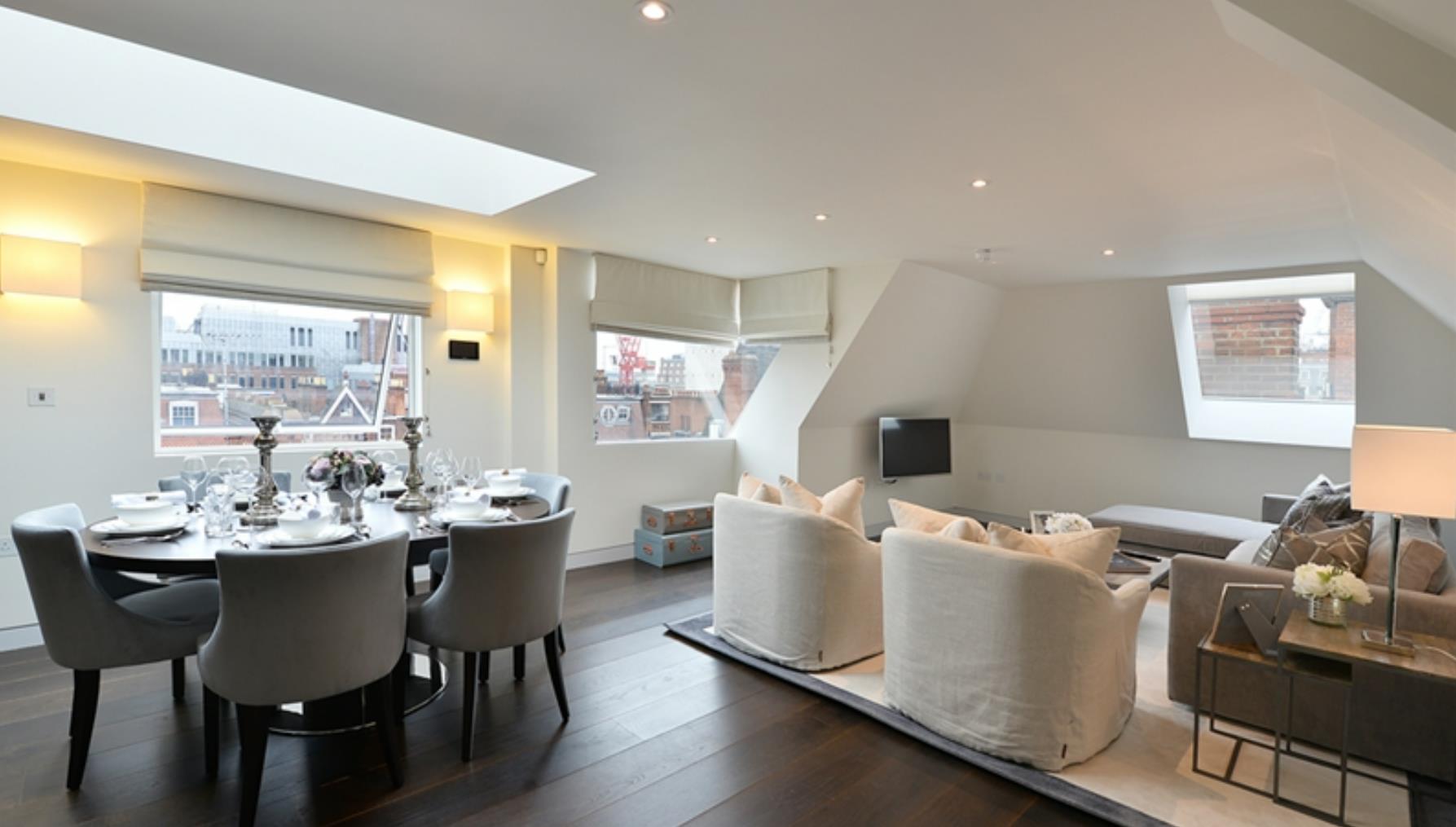 Flat Duke Street in City of Westminster