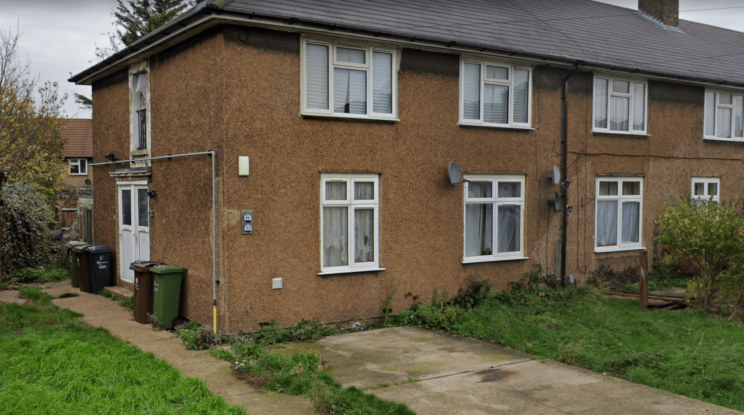 Flat Basedale Road in Greater London