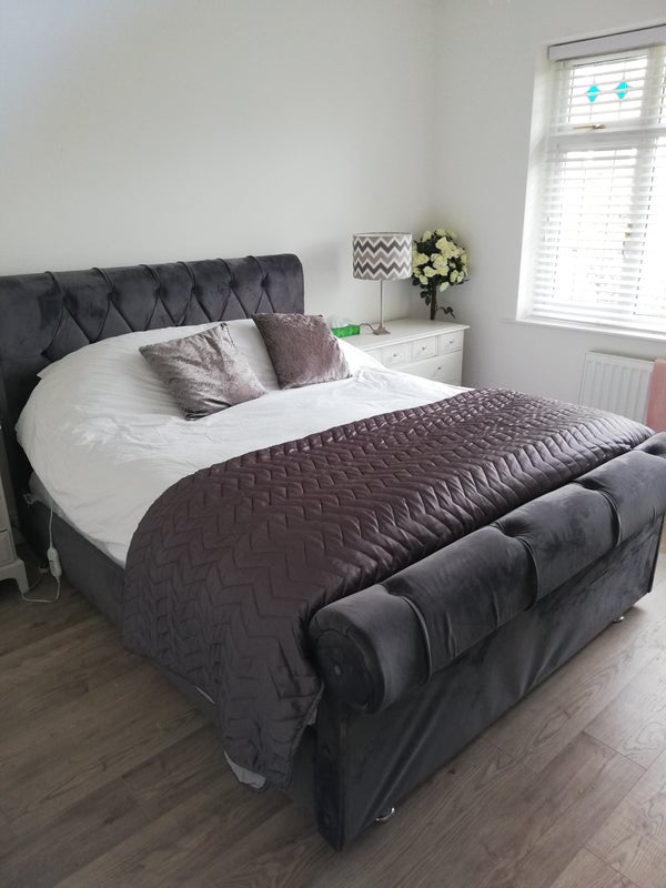 Room Stafford Avenue in Newcastle-under-Lyme