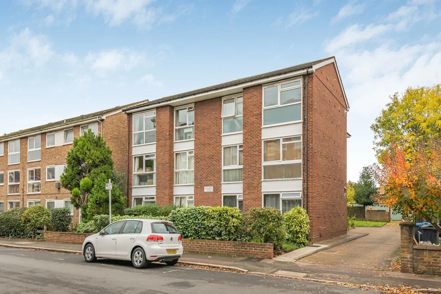 Flat Pelham Road in Greater London