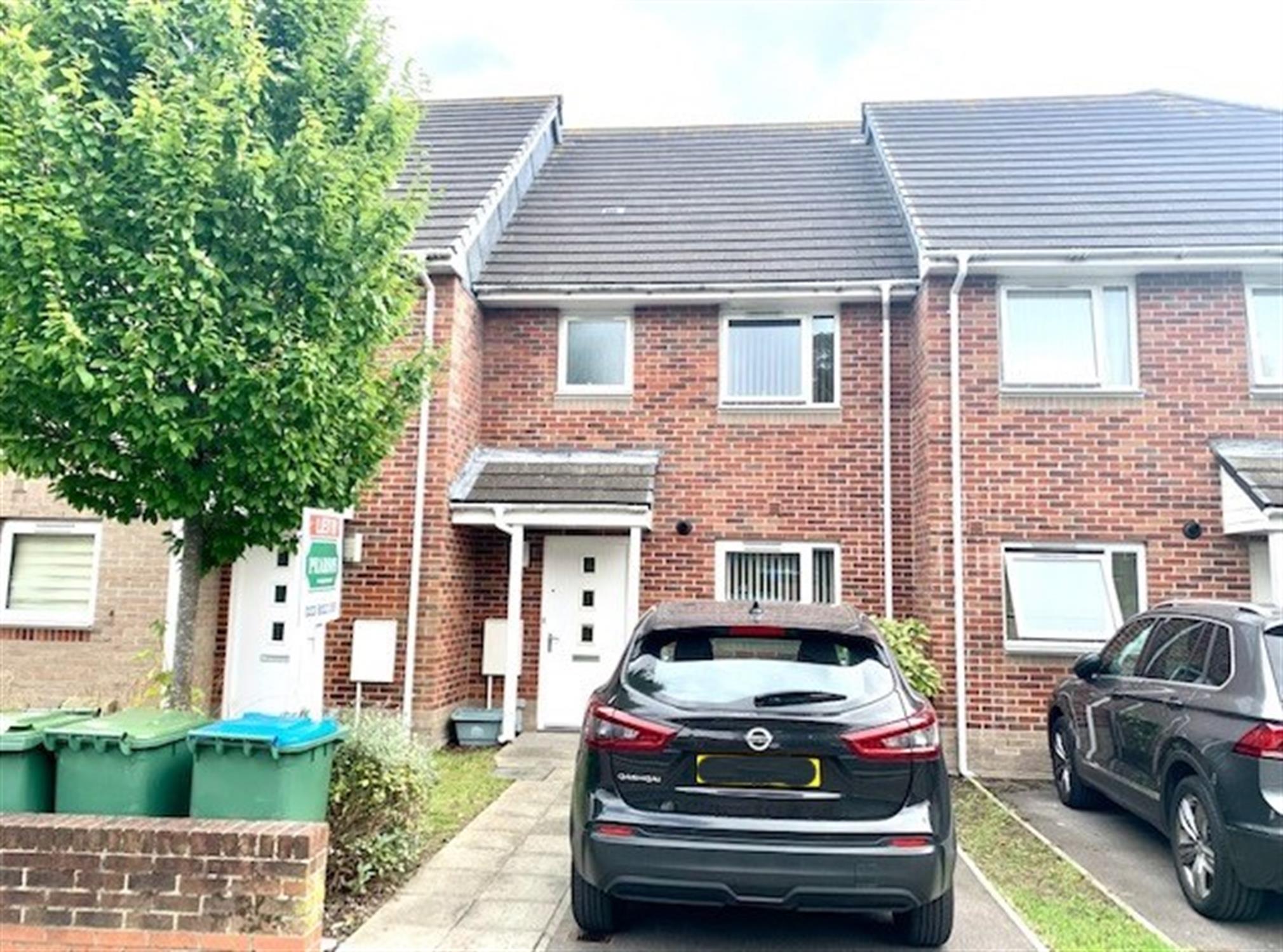 House Oakley Road in Greater London