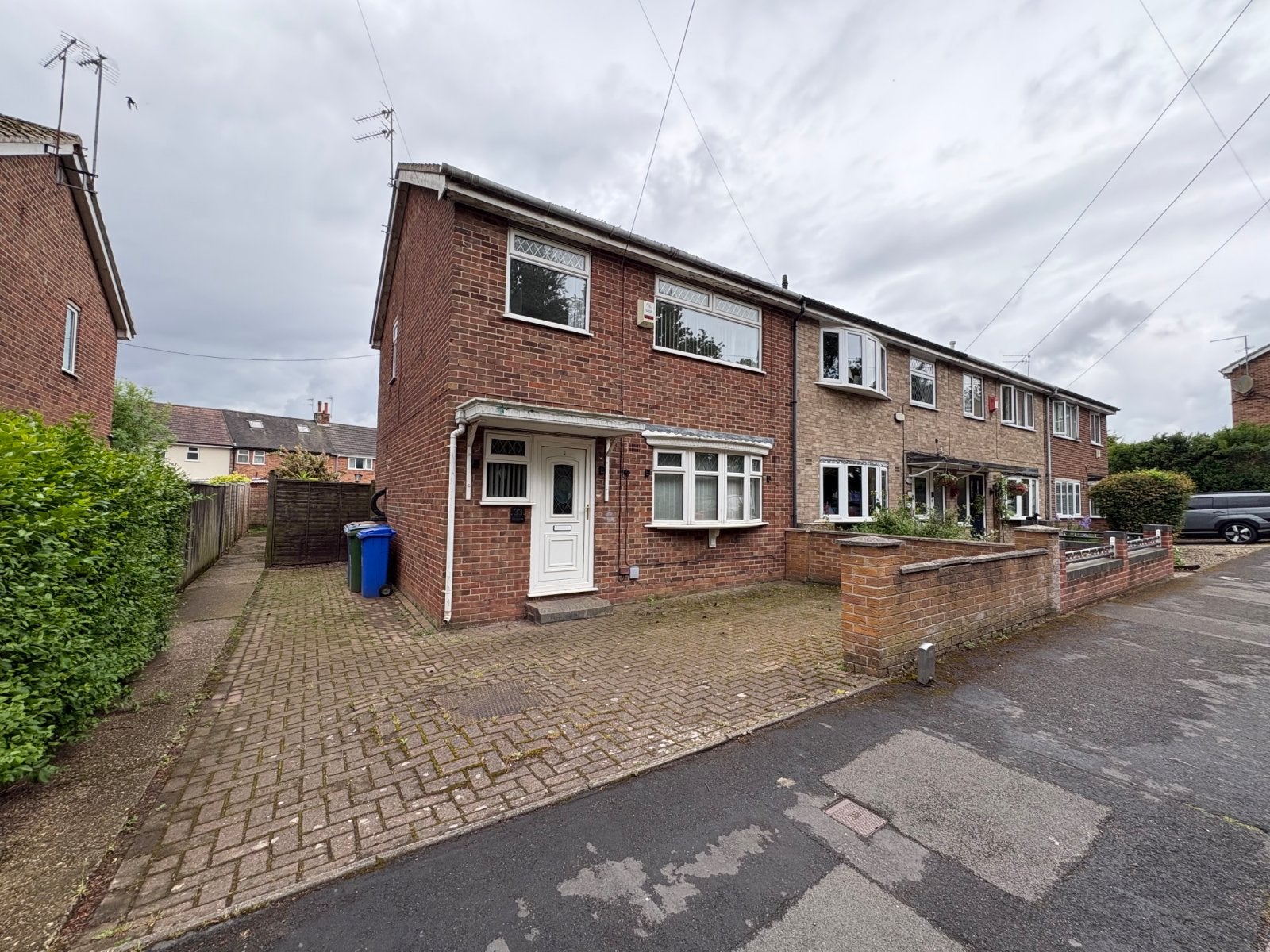 House Wolfreton Road in Willerby