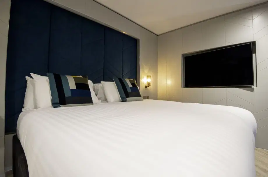 Flat Clavering Place in Newcastle upon Tyne