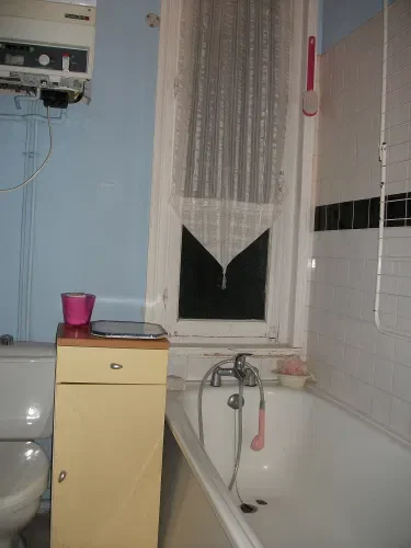 Room Rue Crevier in Rouen