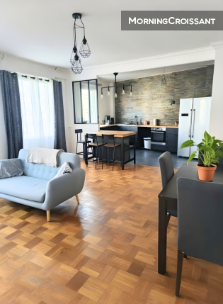 Flat Rue Baliat in Courbevoie