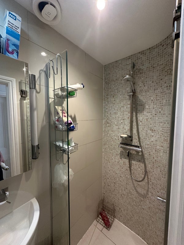 Room Ravenscourt Place in Greater London