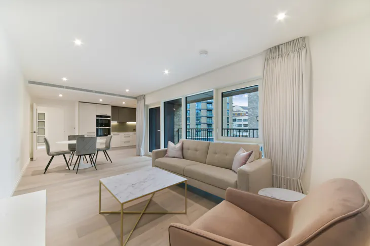 Flat Thurstan Street in Greater London