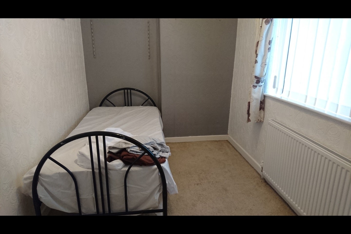 Room Marshall Street in Leigh