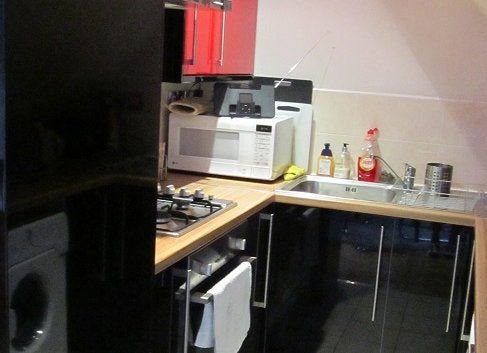 Flat Westfield Way in Greater London