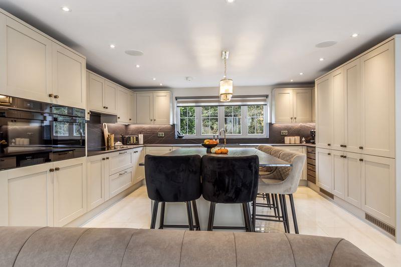 House Tolmers Road in Welwyn Hatfield