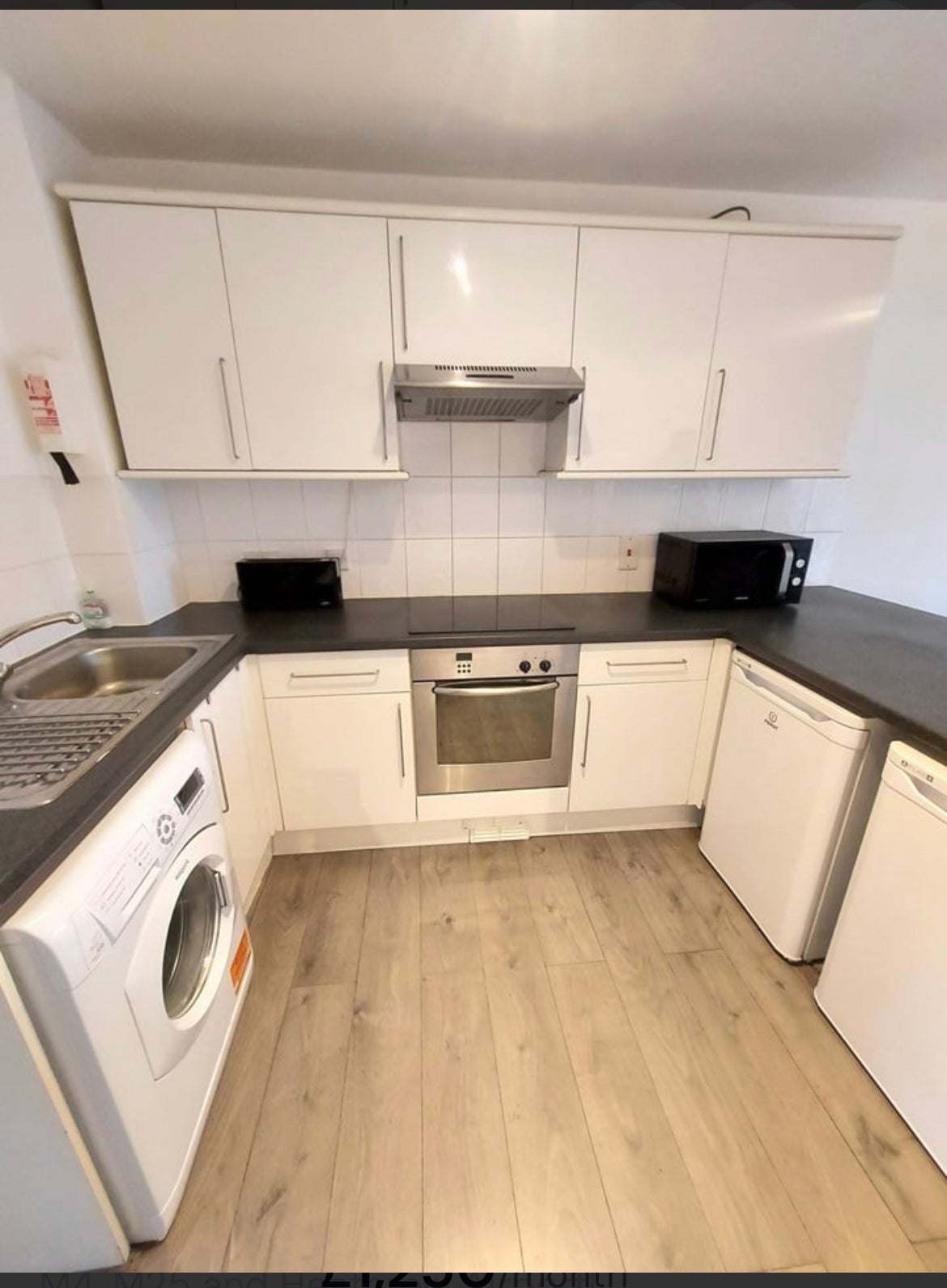 Flat Natalie Close in London
