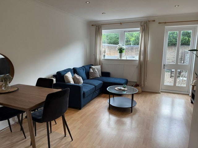 House Undine Road in Greater London