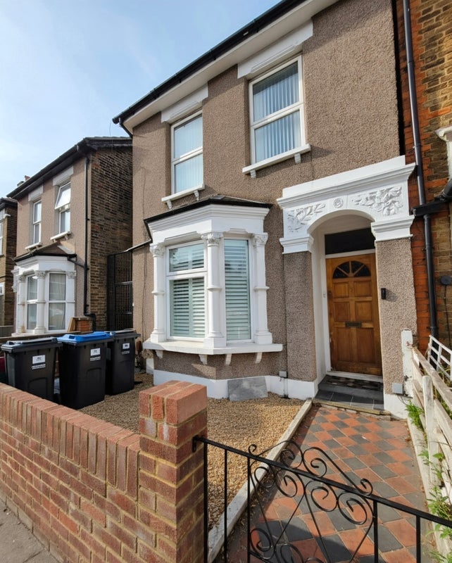 Room Northcote Road in Greater London