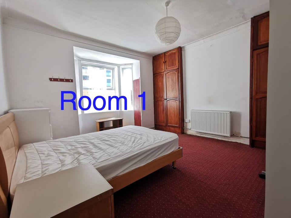 Room Burdett Road in Greater London