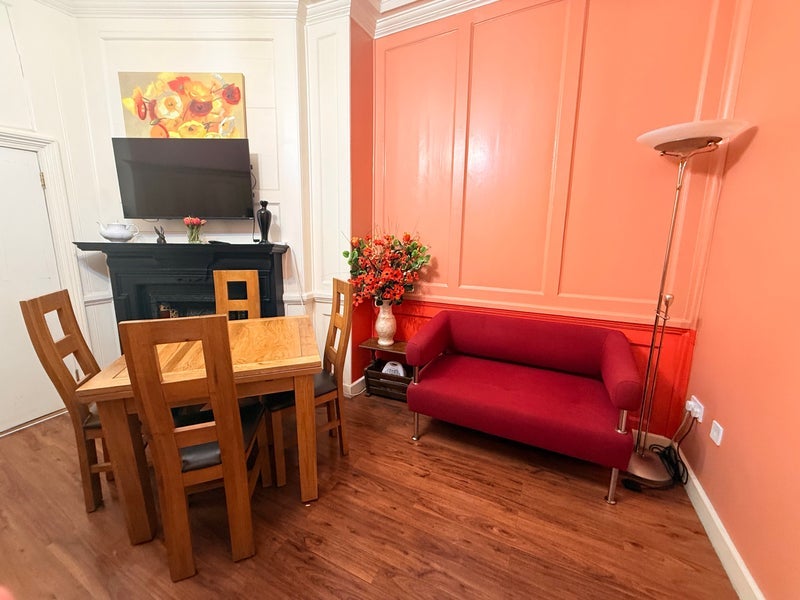 Flat Dean Street in City of Westminster