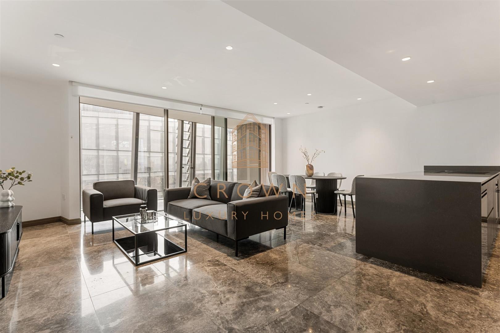 Flat Blackfriars Road in Greater London
