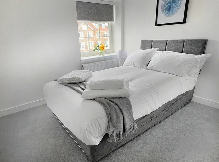Flat Eton Court in Eton