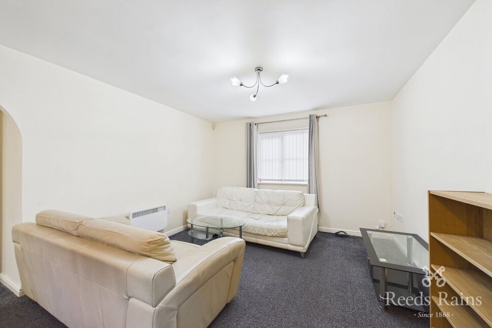 Flat Cygnet Gardens in St Helens