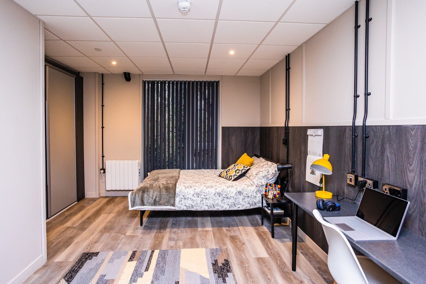 Room Bishop Hall Lane in Chelmsford