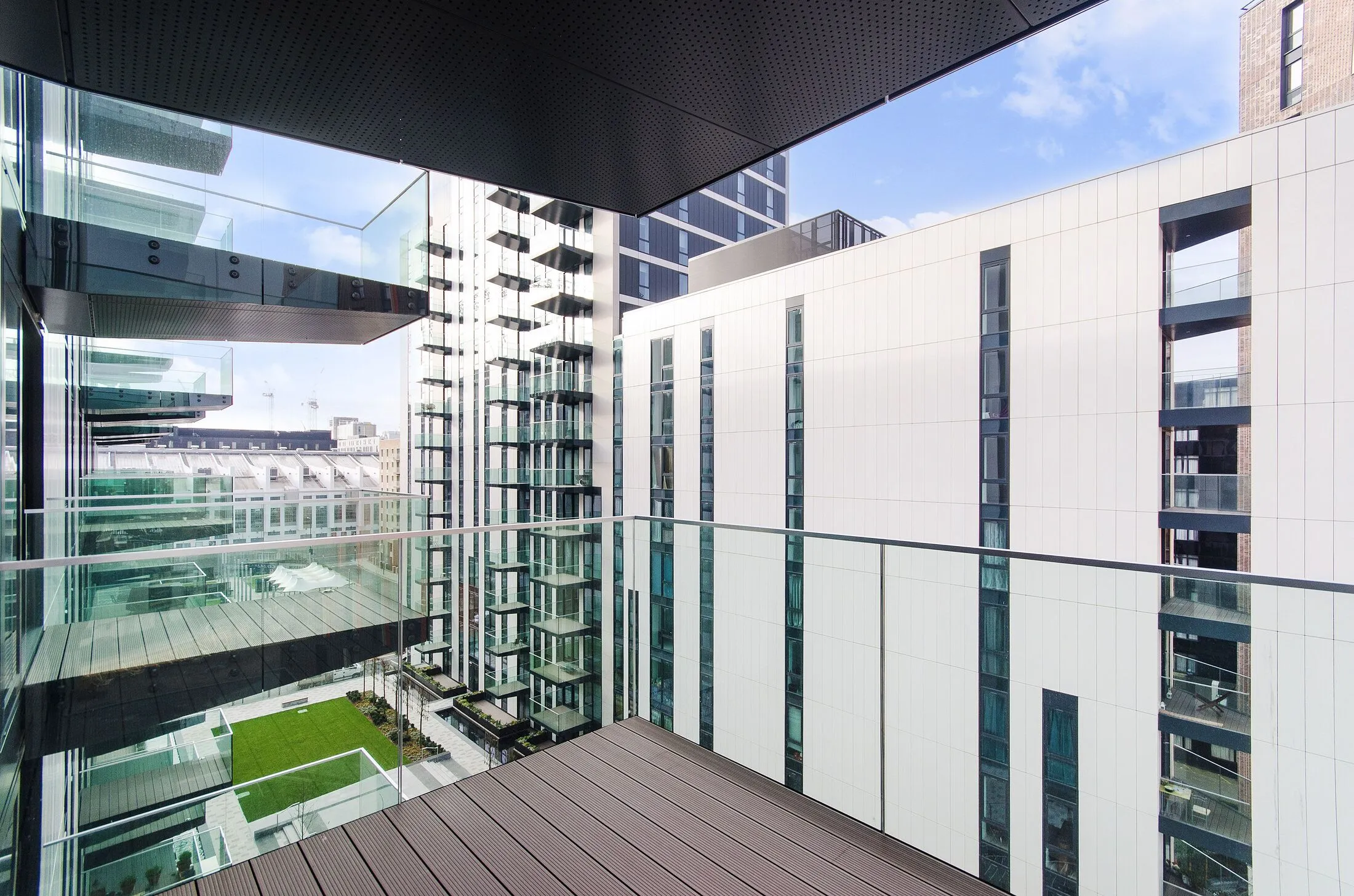 Flat Humphry Repton Lane in Greater London