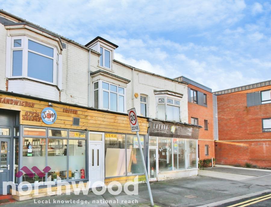 Flat Eastbank Street in Southport
