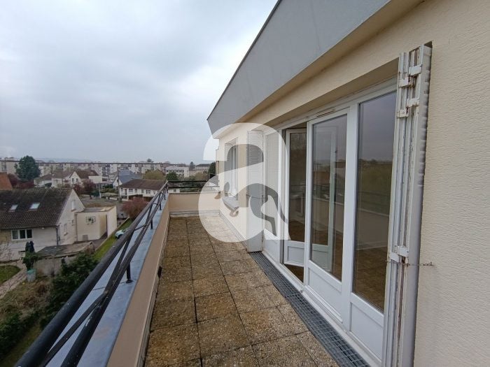 Appartement Rue de la Congrégation à Soissons