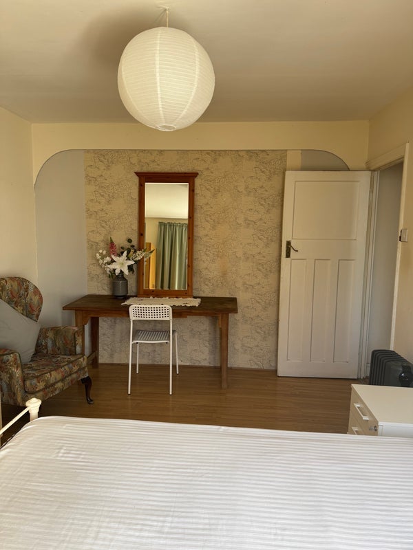 Room Elm Gardens in Greater London