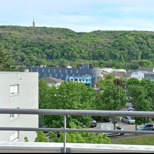 Flat Rue Alphonse Loubat in Échirolles