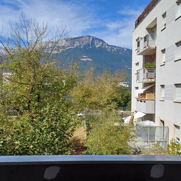 Flat Rue Alphonse Loubat in Échirolles
