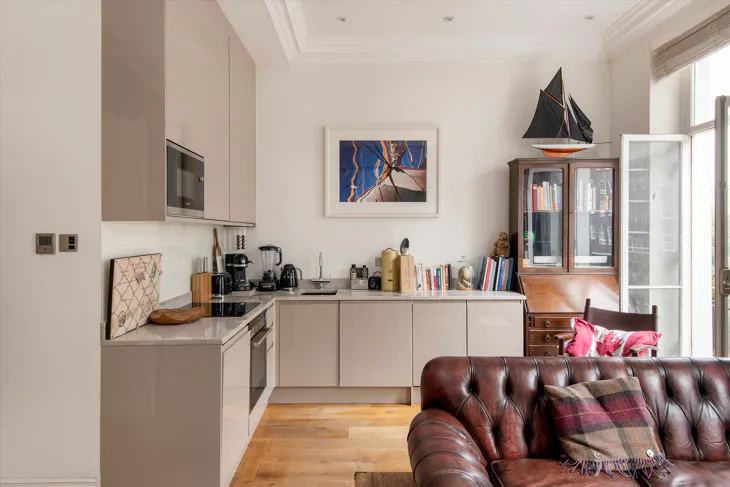 Flat Oakley Street in Greater London
