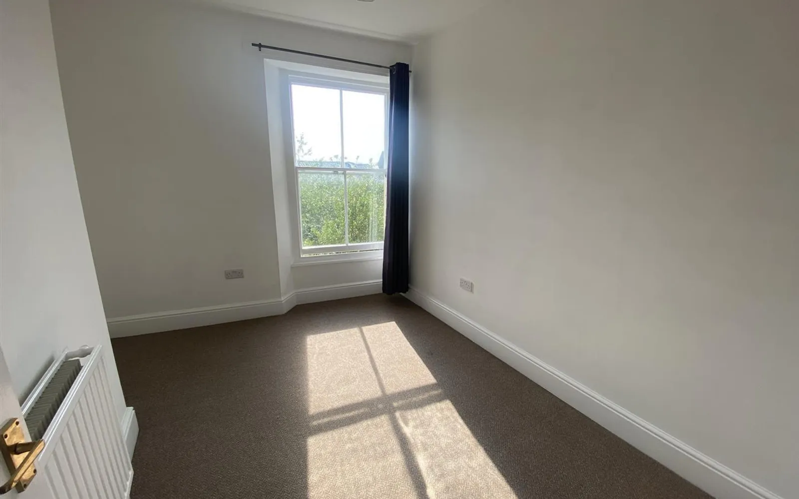 Flat Bampton Street in Mid Devon