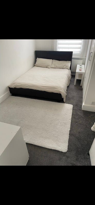 Room Glyn Road in Greater London
