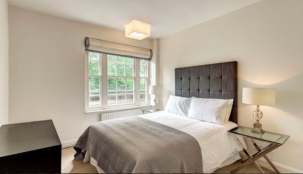 Flat Fulham Road in Greater London